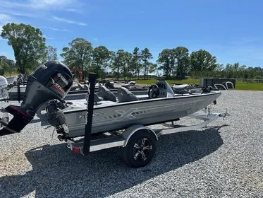 2024 Xpress H17 bass h17