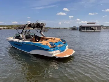 2021 MasterCraft X24