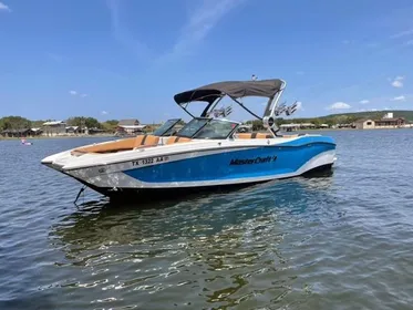 2021 MasterCraft X24