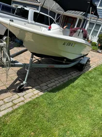 2016 Boston Whaler 150 Super Sport