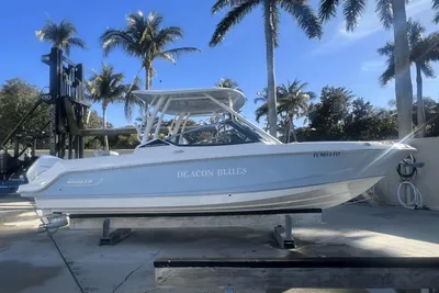 2022 Boston Whaler 240 Vantage