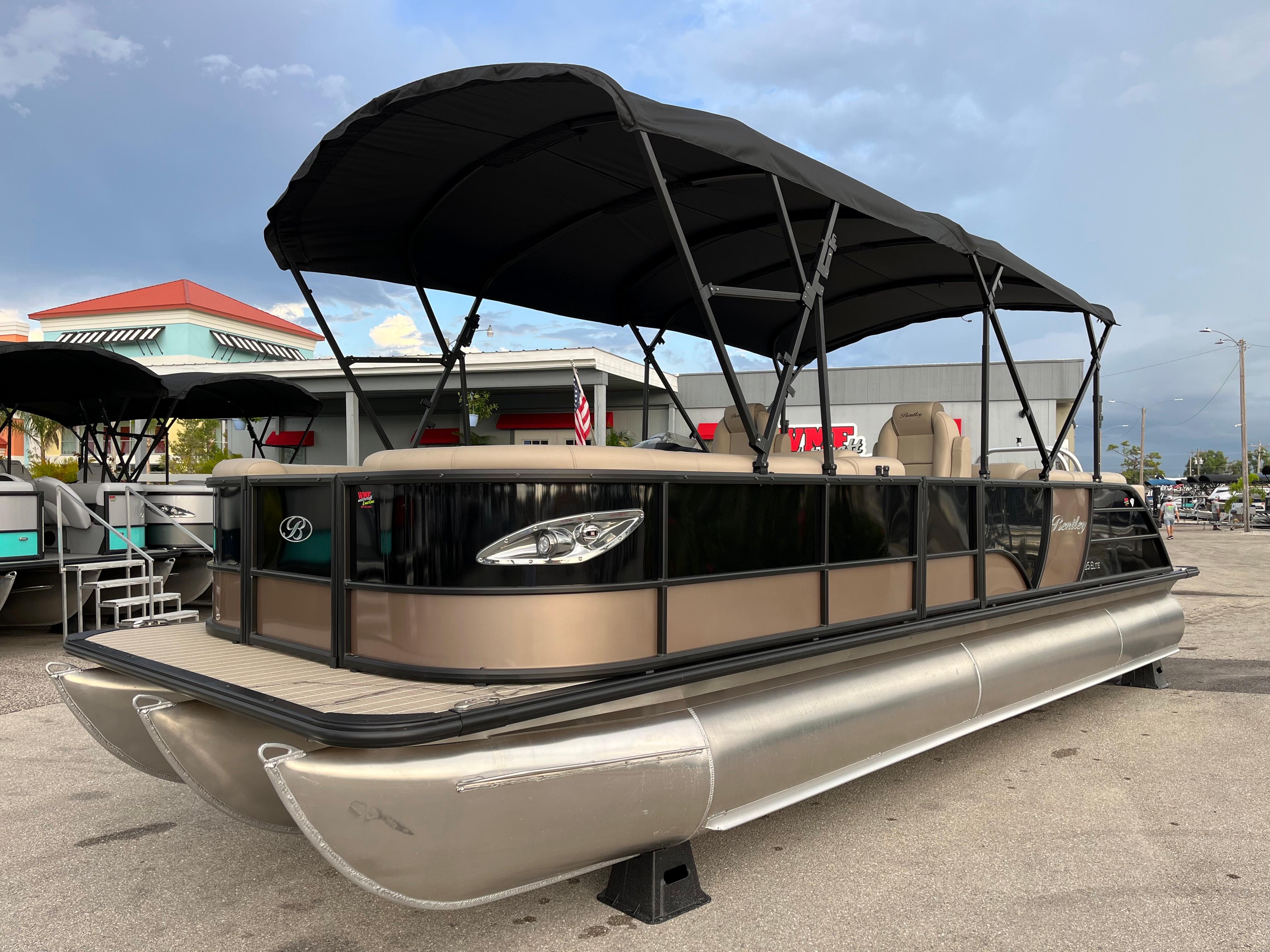 Connelly 2024 Pontoon Slide