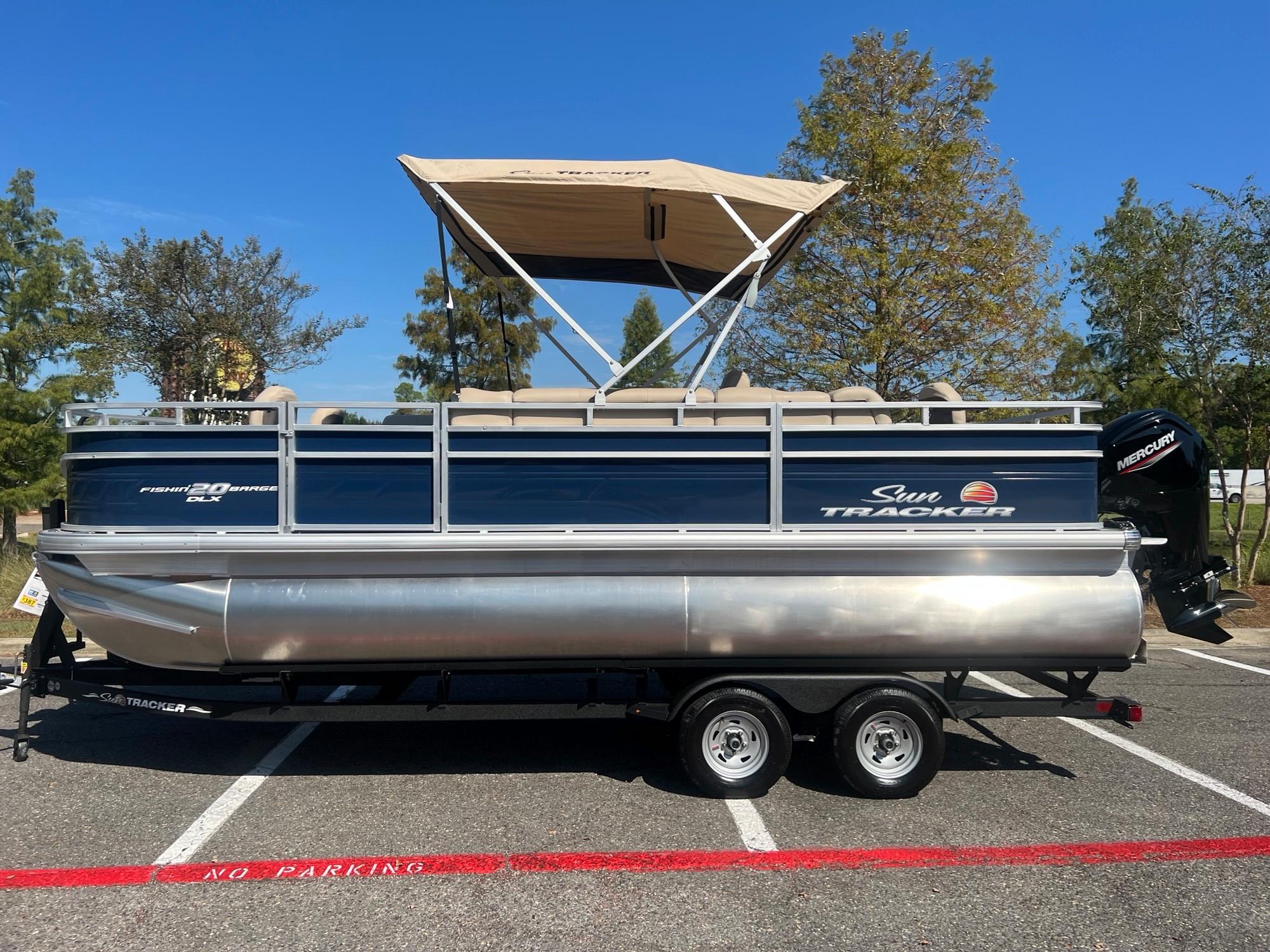 New 2024 Sun Tracker Fishin' Barge 20 DLX, 70726 Denham Springs