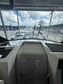 2022 Boston Whaler 325 Conquest