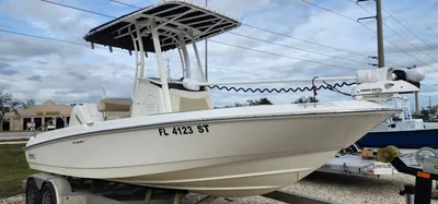 2020 Boston Whaler 210 Dauntless