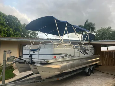 2019 Qwest LS 822 RLS Fishtail