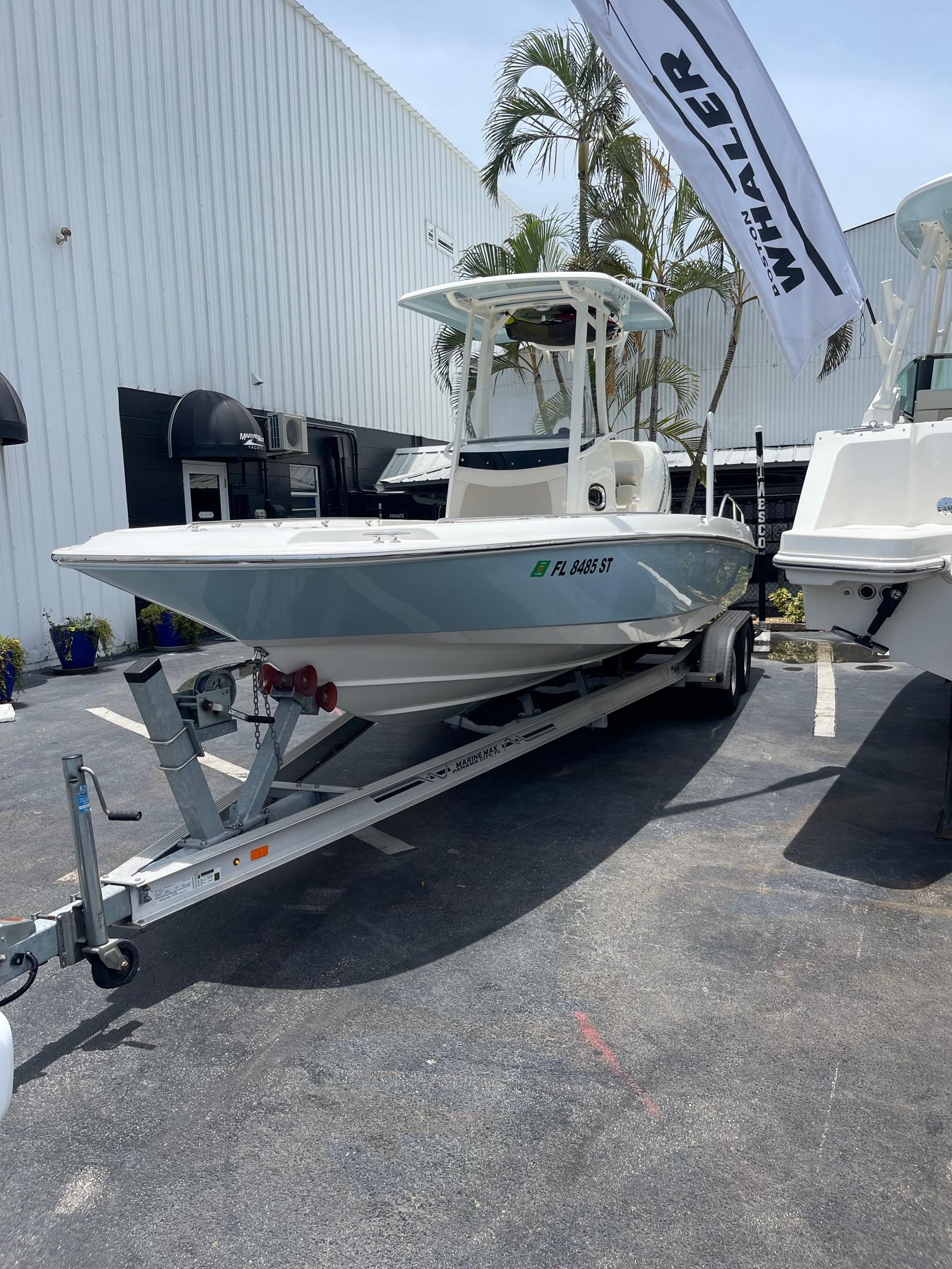 Used 2020 Boston Whaler 240 Dauntless, 92115 San Diego - Boat Trader