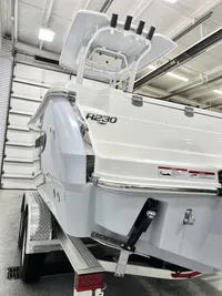 2024 Robalo R222EX