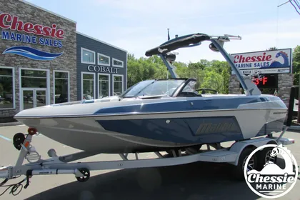 2023 Malibu Wakesetter 20 VTX