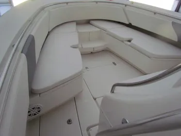 2008 Fountain 32 Center Console