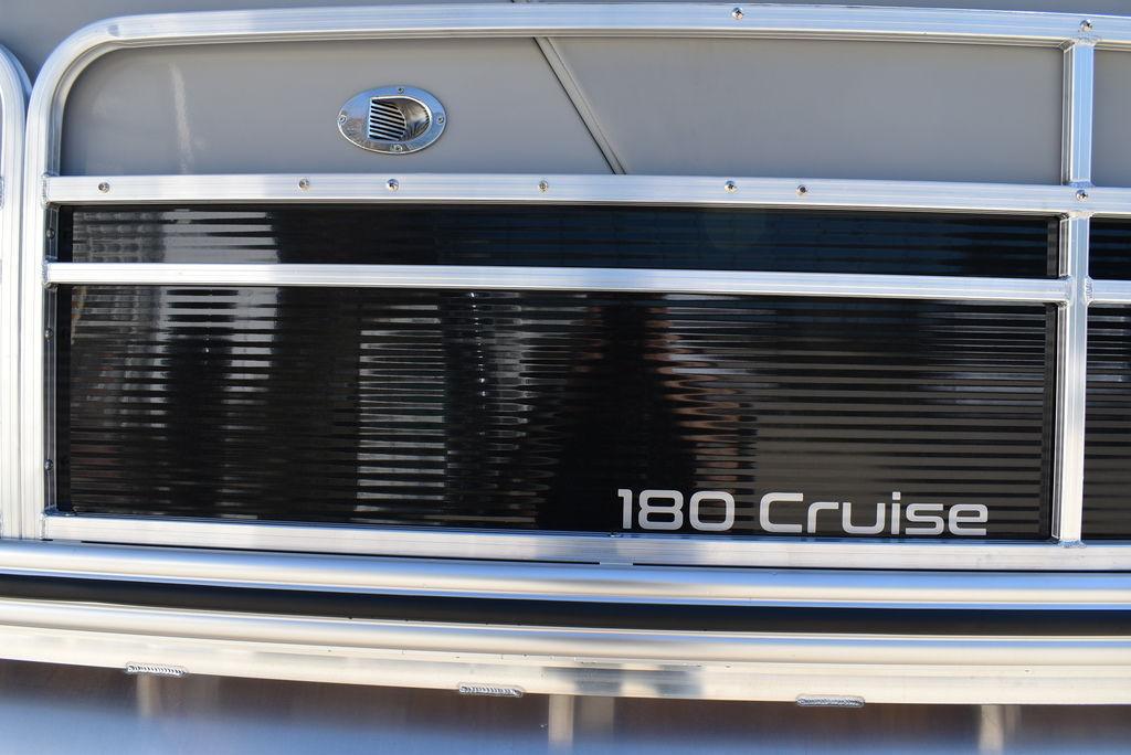 2023 Lowe Ultra 180 Cruise