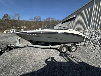 2013 Yamaha Boats 212SS