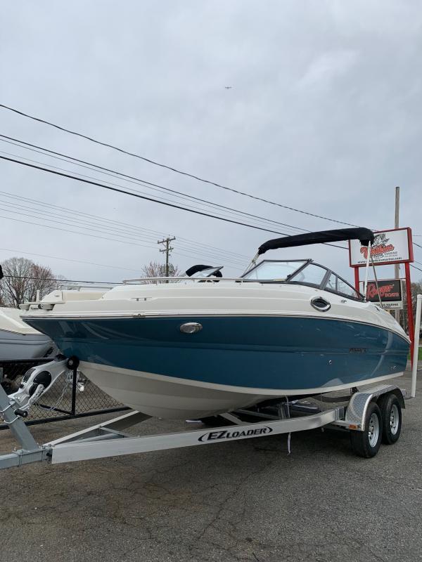 New 2023 Stingray 211DC, 28037 Denver - Boat Trader