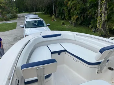 2019 Robalo 202 EX explorer