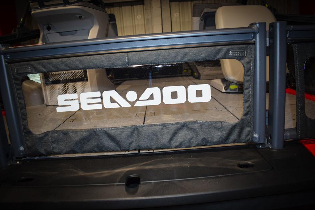 2024 Sea-Doo Switch® 16 - 130 hp Galvanized