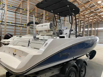2019 Yamaha Boats 210 FSH DLX