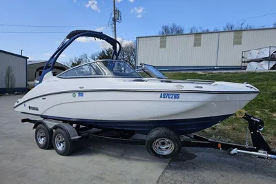 2018 Yamaha Boats 212 Limited S