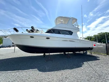 2011 Silverton 42 Convertible