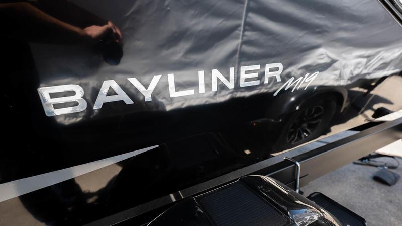 2024 Bayliner M19