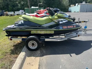 2004 Sea-Doo Waverunner RXP™