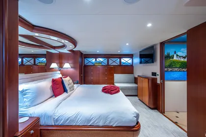 2007 Cheoy Lee Bravo Flybridge Motor Yacht