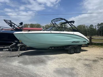 2024 Yamaha Boats AR250