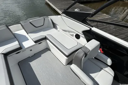 2024 Yamaha Boats AR250