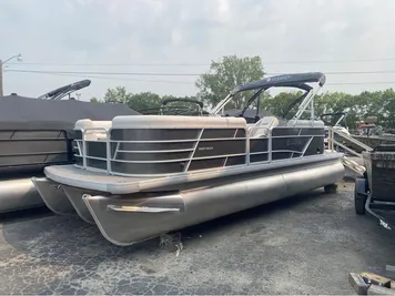 2024 Godfrey Sweetwater 2286 SBX with 150 HP Yamaha