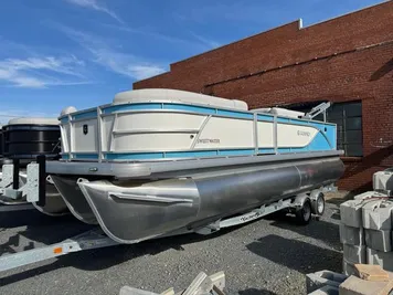 2024 Godfrey Sweetwater 2286 SFL with 150 HP Yamaha