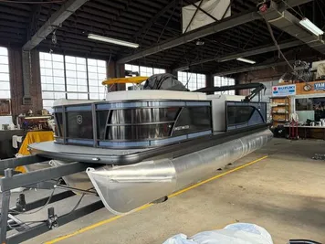 2024 Godfrey Sweetwater 2286 SFL with 150 HP Yamaha