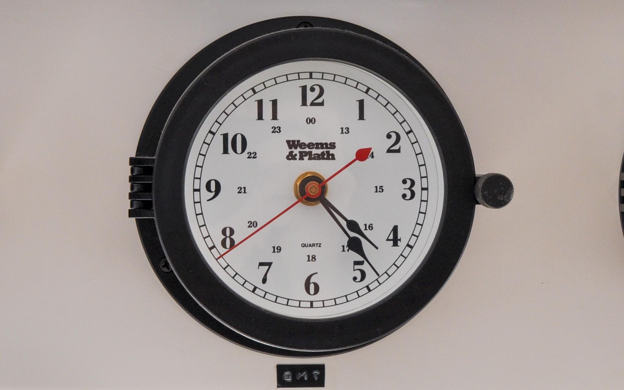 Neel 47 - Dune Buggy - Navigation Station - GMT Clock
