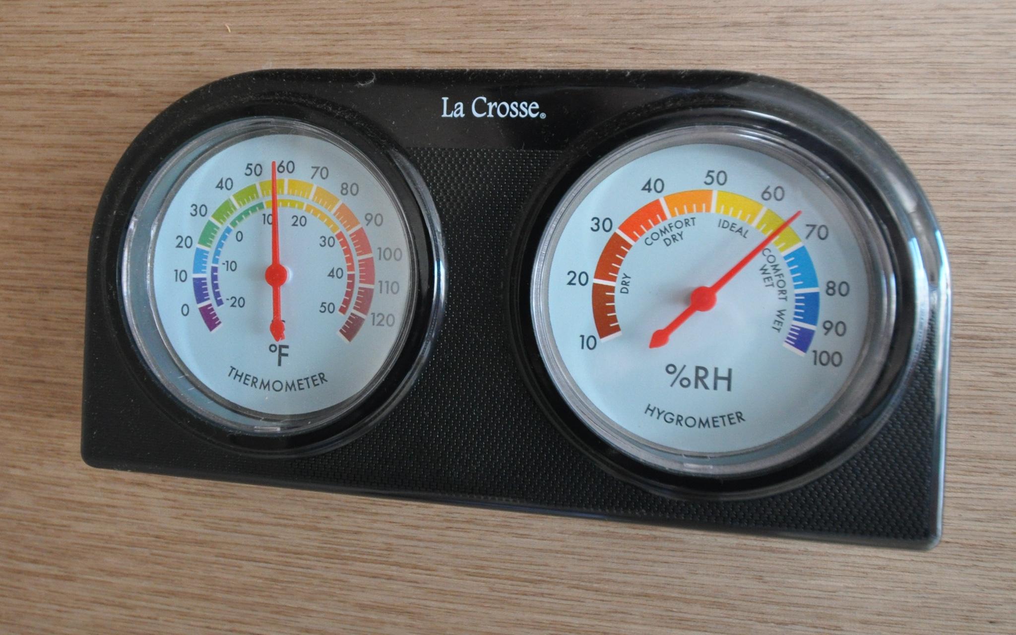 Neel 47 - Dune Buggy - Salon - Temperature/Hygrometer