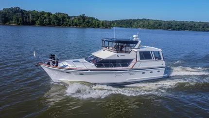 1989 Ocean Alexander 48 Flush Deck