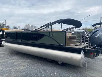 2024 Godfrey Sweetwater 2286 SFL with 150 HP Yamaha