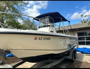 2001 Boston Whaler 21 Outrage