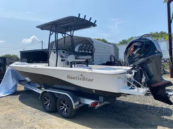 2024 NauticStar 224 Bay With 250 HP Yamaha SHO