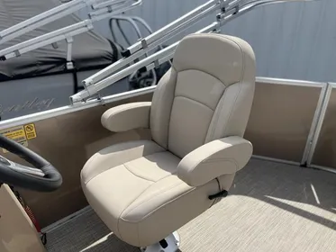 2024 Bentley Pontoons LE 180 CR