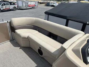 2024 Bentley Pontoons LE 180 CR