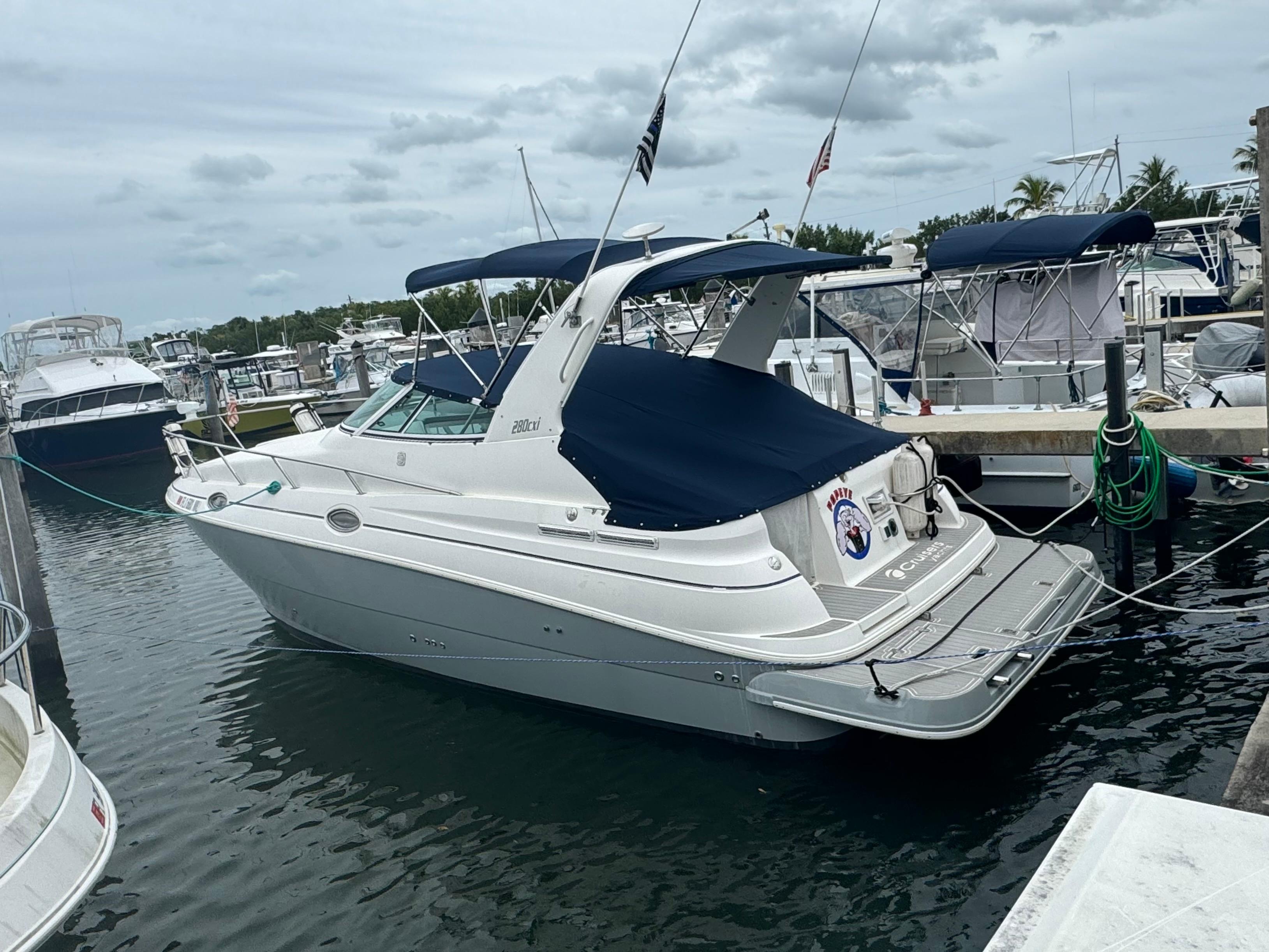 2005 cruisers yachts 280 cxi express