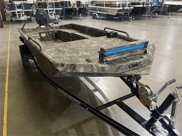 2023 Excel Boats Shallow Water F4 1754 F4 DGB