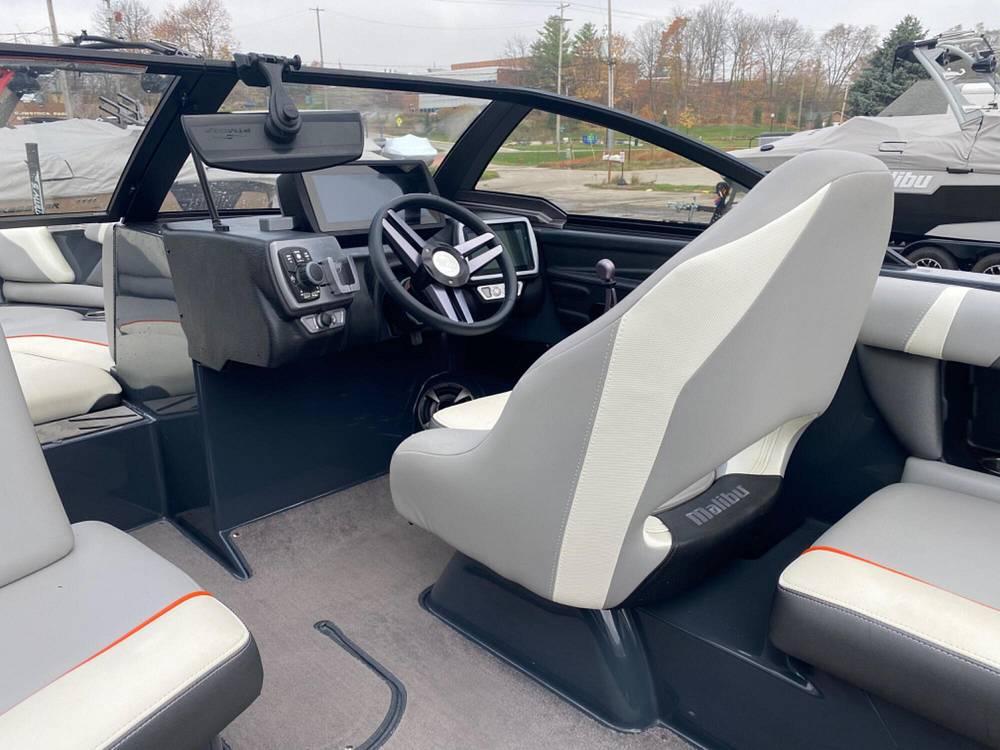 2018 Malibu 21 VLX for sale in Comstock Park, MI