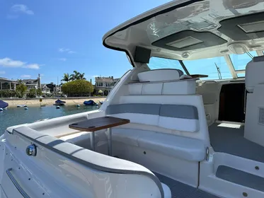 2008 Tiara Yachts 4300 Sovran