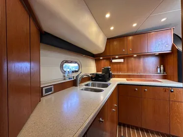 2008 Tiara Yachts 4300 Sovran