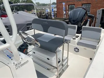 2024 NauticStar 231 Hybrid With 250 HP Yamaha SHO