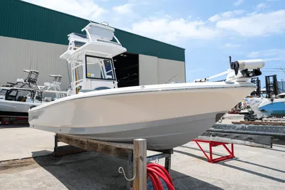 2019 Robalo 246