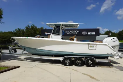 2022 Sea Hunt Ultra 305 SE