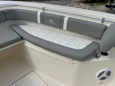 2014 Cobia 296 Center Console