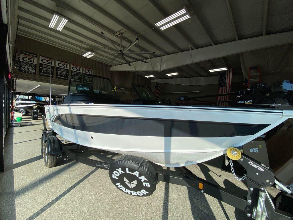 New 2023 Lund 1875 Impact XS Sport, 60020 Fox Lake - Boat Trader