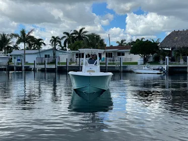 2024 Aquasport 2200 Center Console