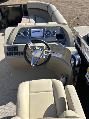 New 2024 Crest Classic LX 220 L 54521 Eagle River Boat Trader   9068076 953960691 0 301020231533 14 